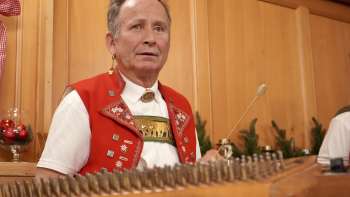 Hans Sturzenegger - Hackbrett und Witz