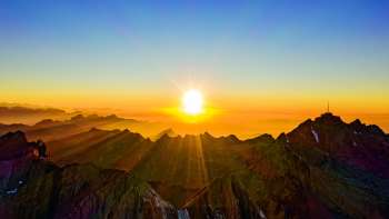 Säntis - Sonnenaufgangsfahrt mit Frühstück